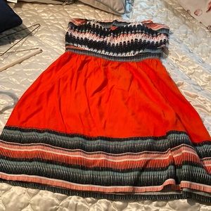 Cute light weight summer dress.